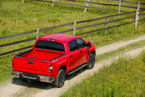 2014_Toyota_Tundra_SR5_004