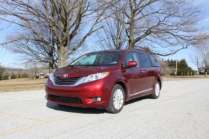 Toyota Sienna XLE AWD